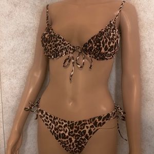 SHEIN Leopard Frill Trim Tie Side Bikini Swimsuit